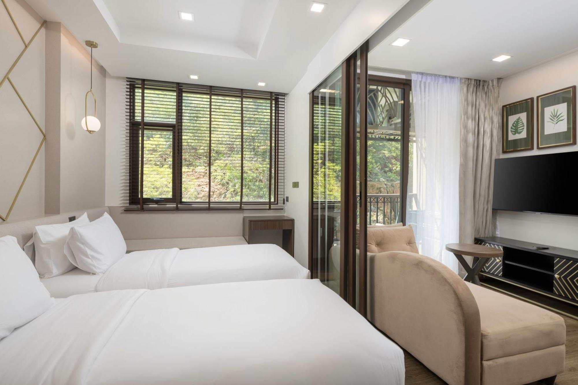 The Proud Phuket Trademark Collection By Wyndham Karon