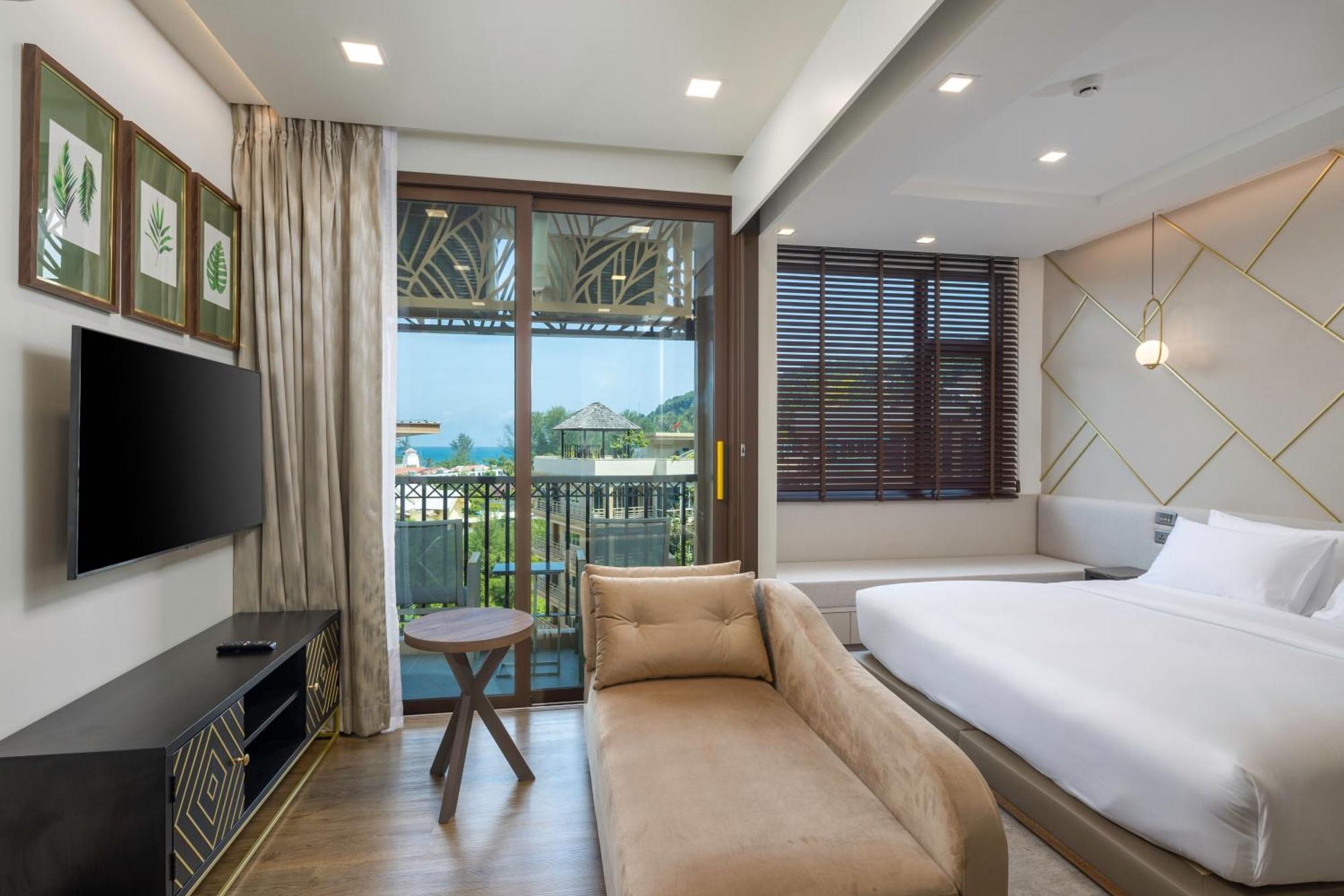 Hotel The Proud Phuket Trademark Collection By Wyndham 5*