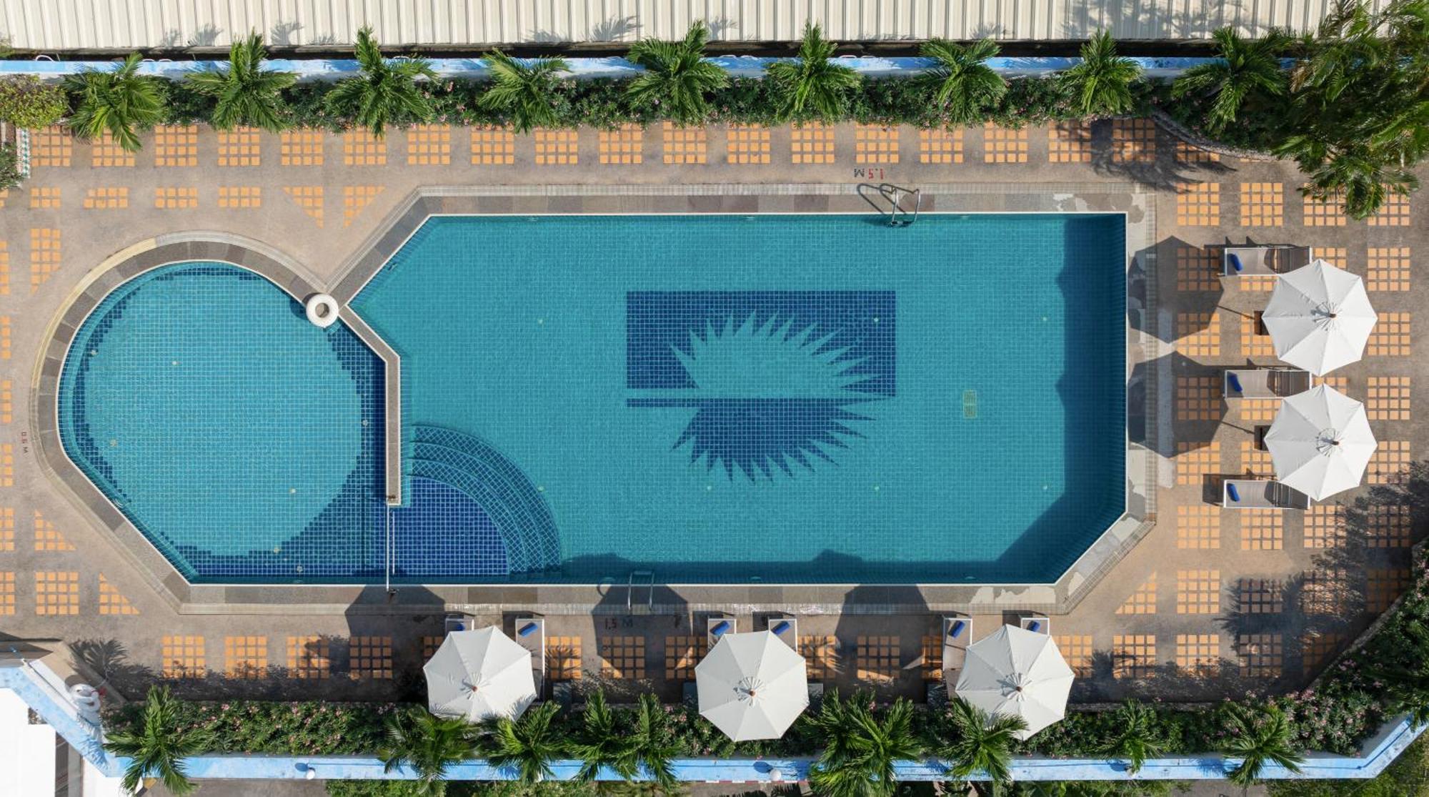 Royal 5* Phuket