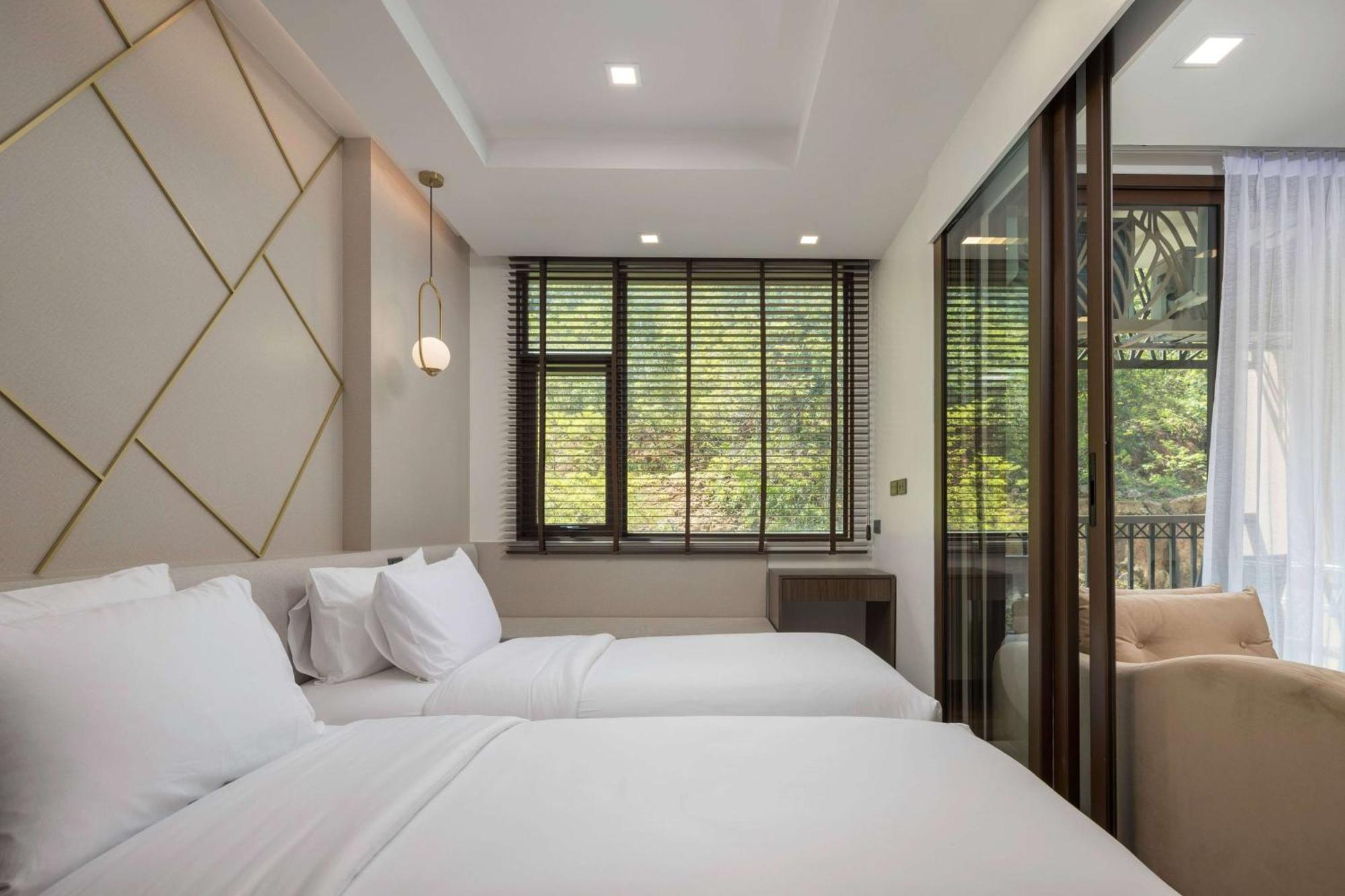 Hotel The Proud Phuket Trademark Collection By Wyndham Karon