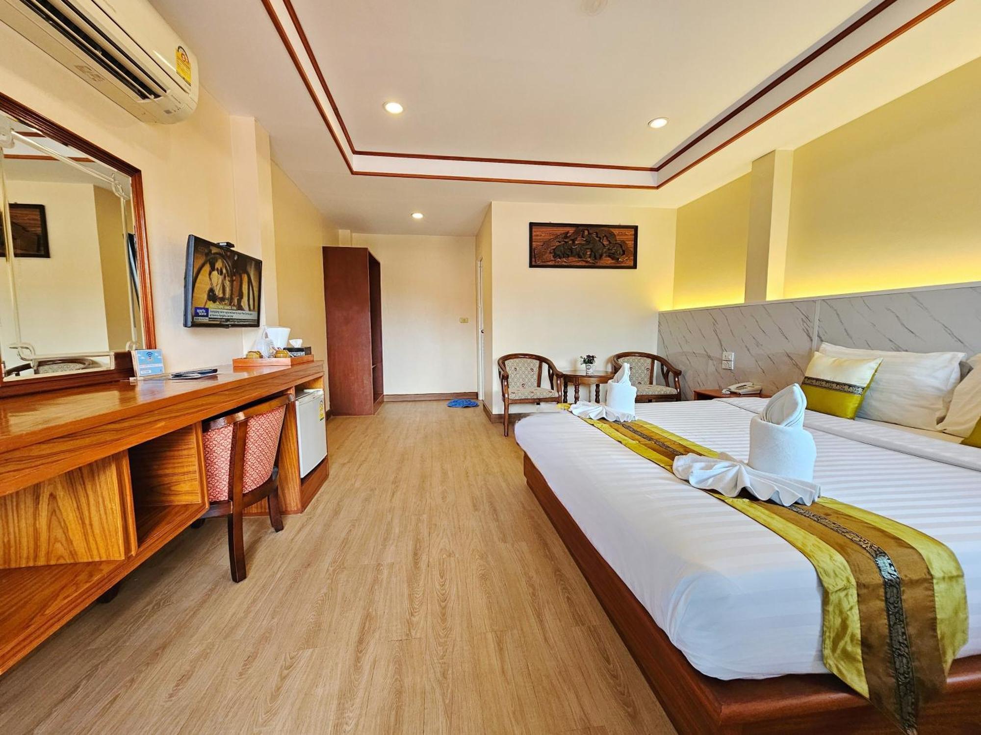 Phaithong Sotel 3*