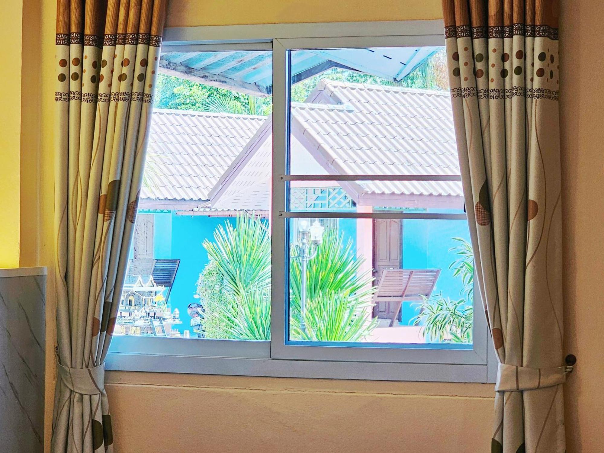 Phaithong Sotel 3*