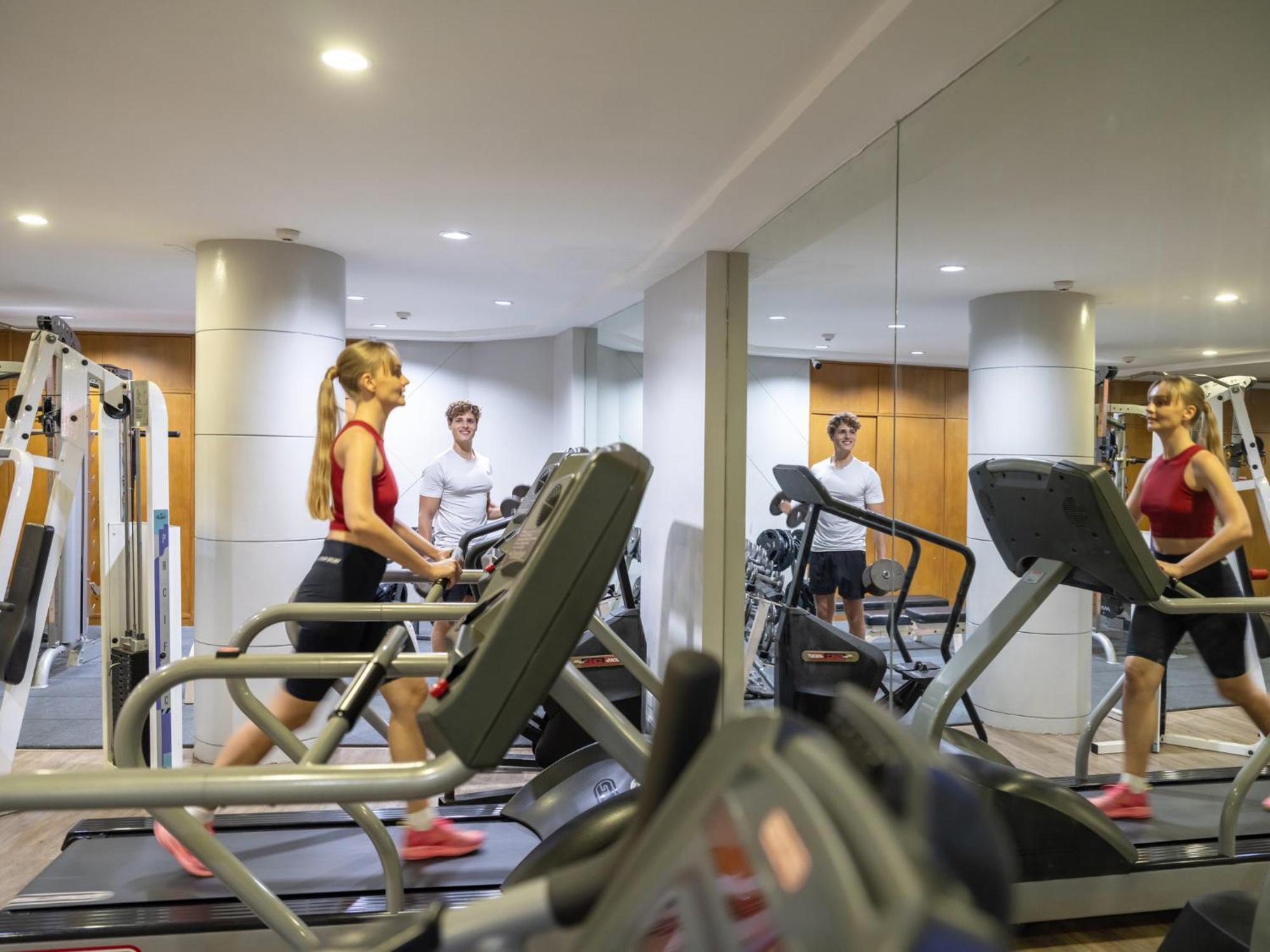 Novotel Phuket 4*