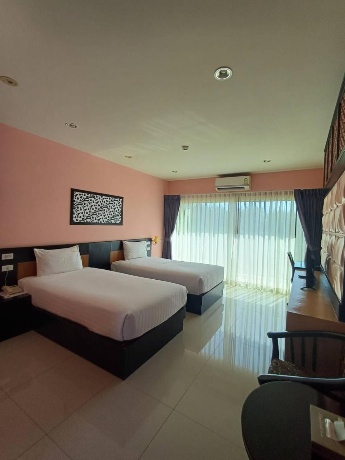 Chinoinn-shaplus Certified 3* Phuket
