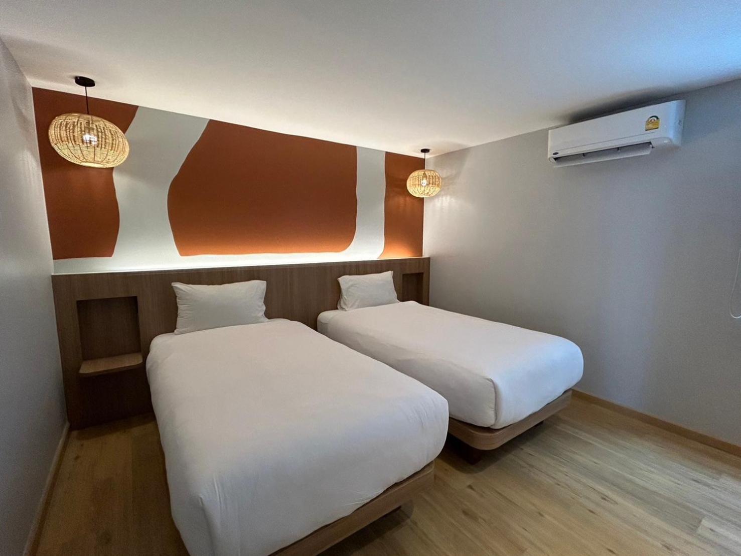 Baan Hotel Karon