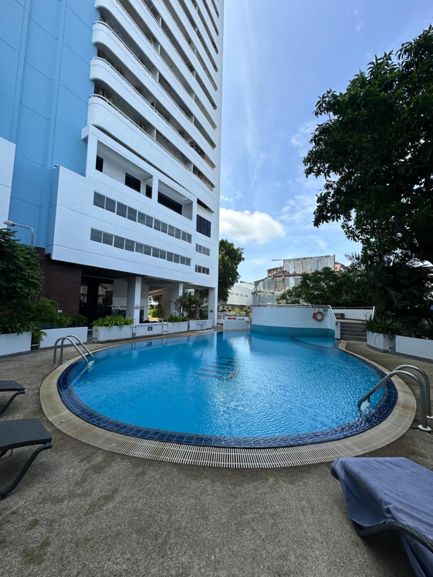 Apartment Tower Sea View 2b