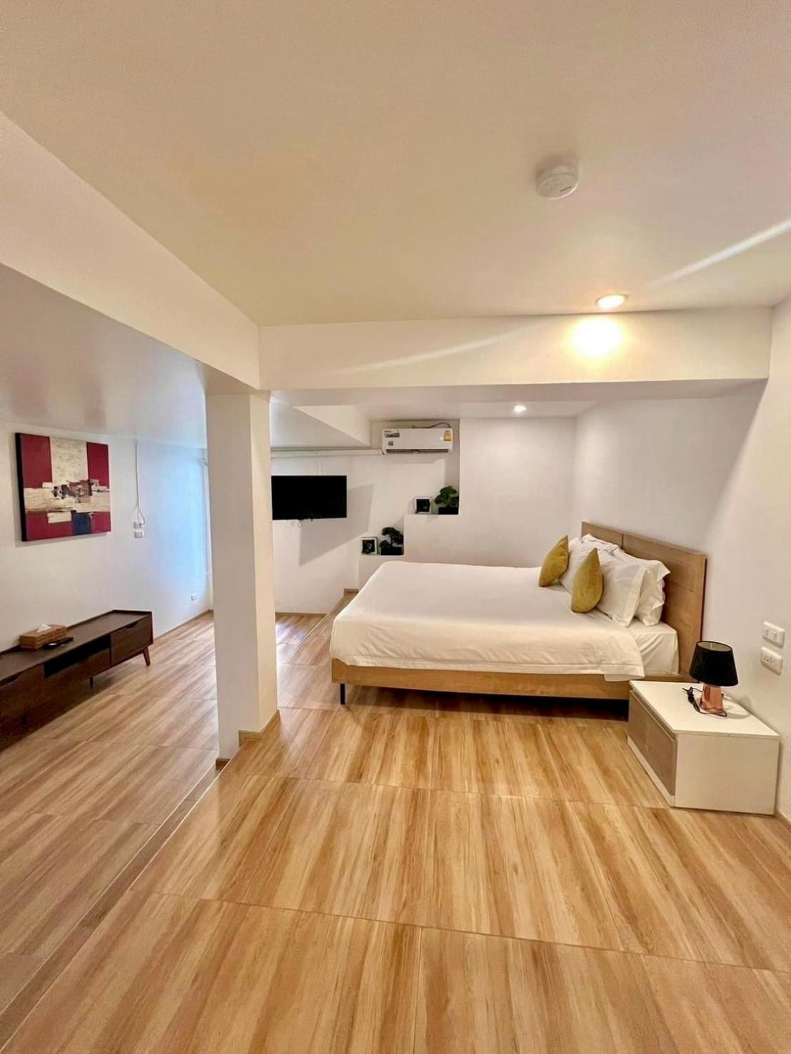 Hotel Sunset Phuket 3*