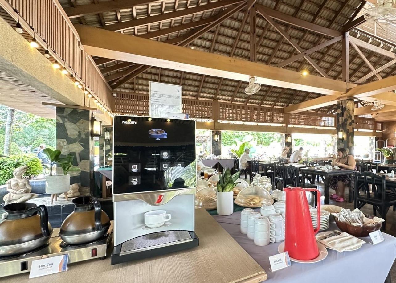 Phuket Island View - Sha Extra 4*