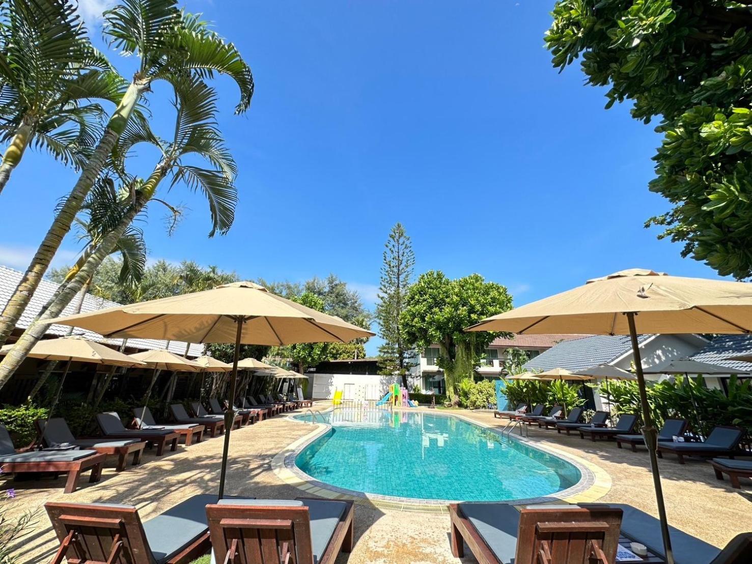 Phuket Island View - Sha Extra Resort
