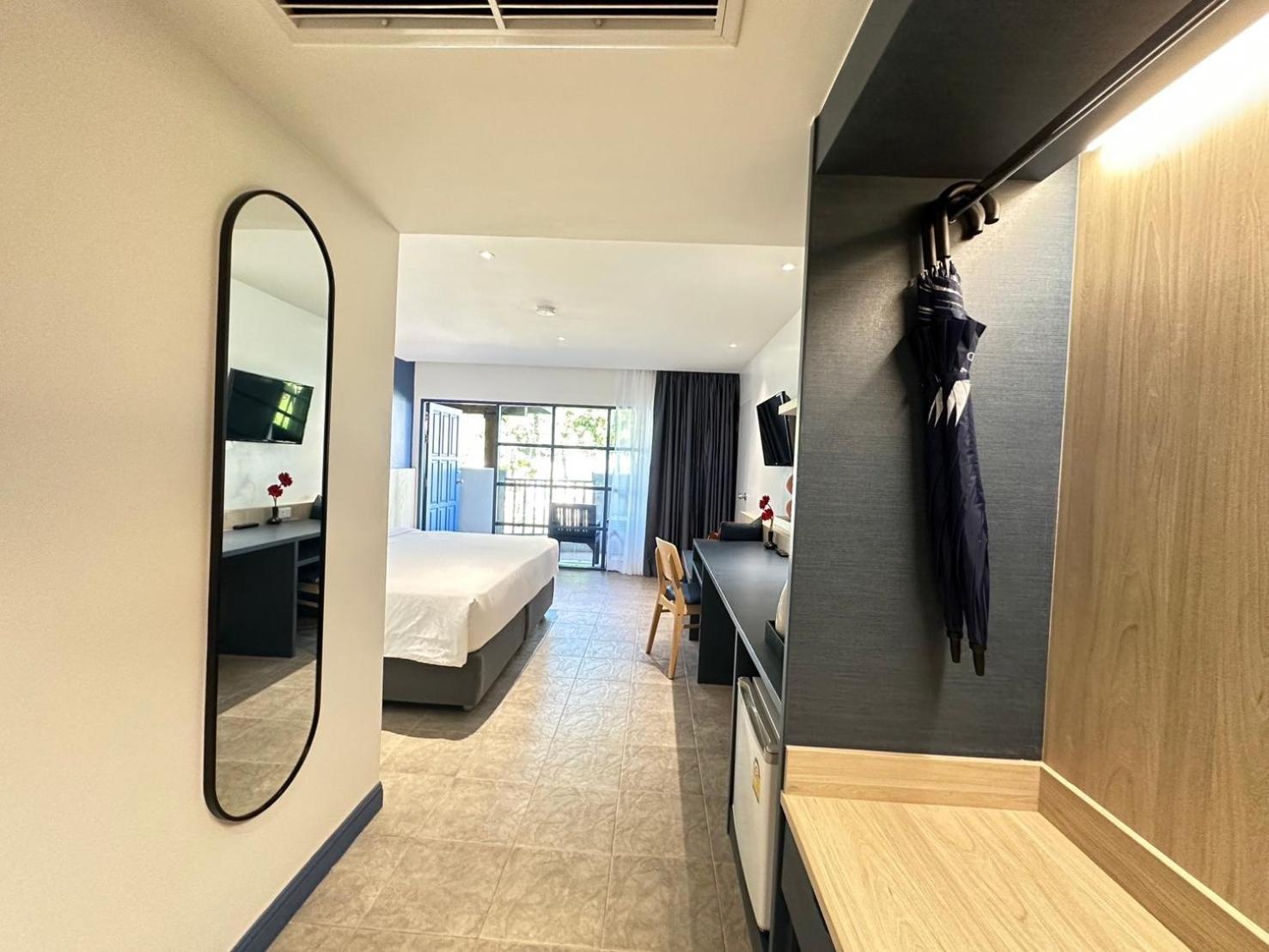 Phuket Island View - Sha Extra Karon