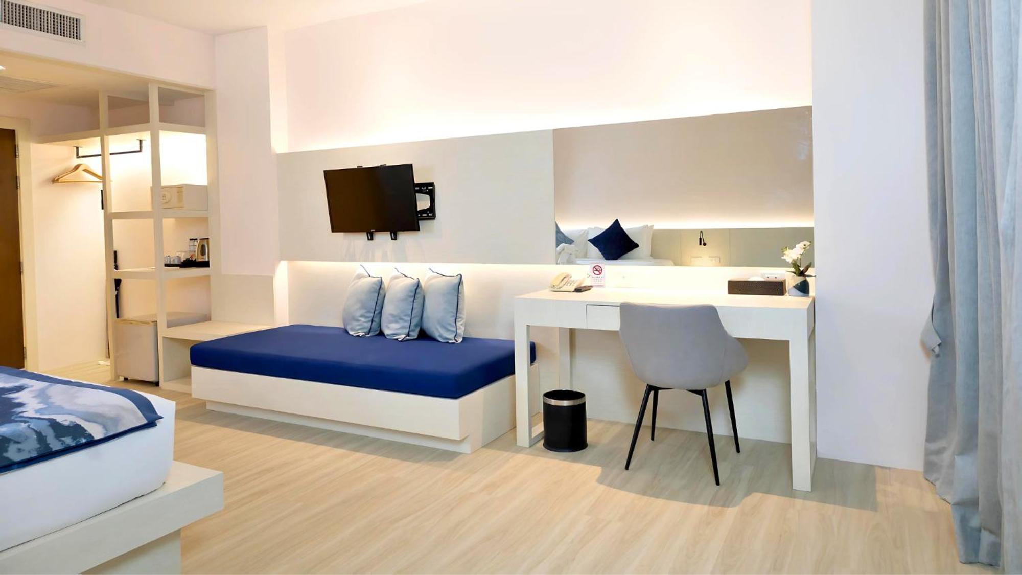 Amata Hotel 4*