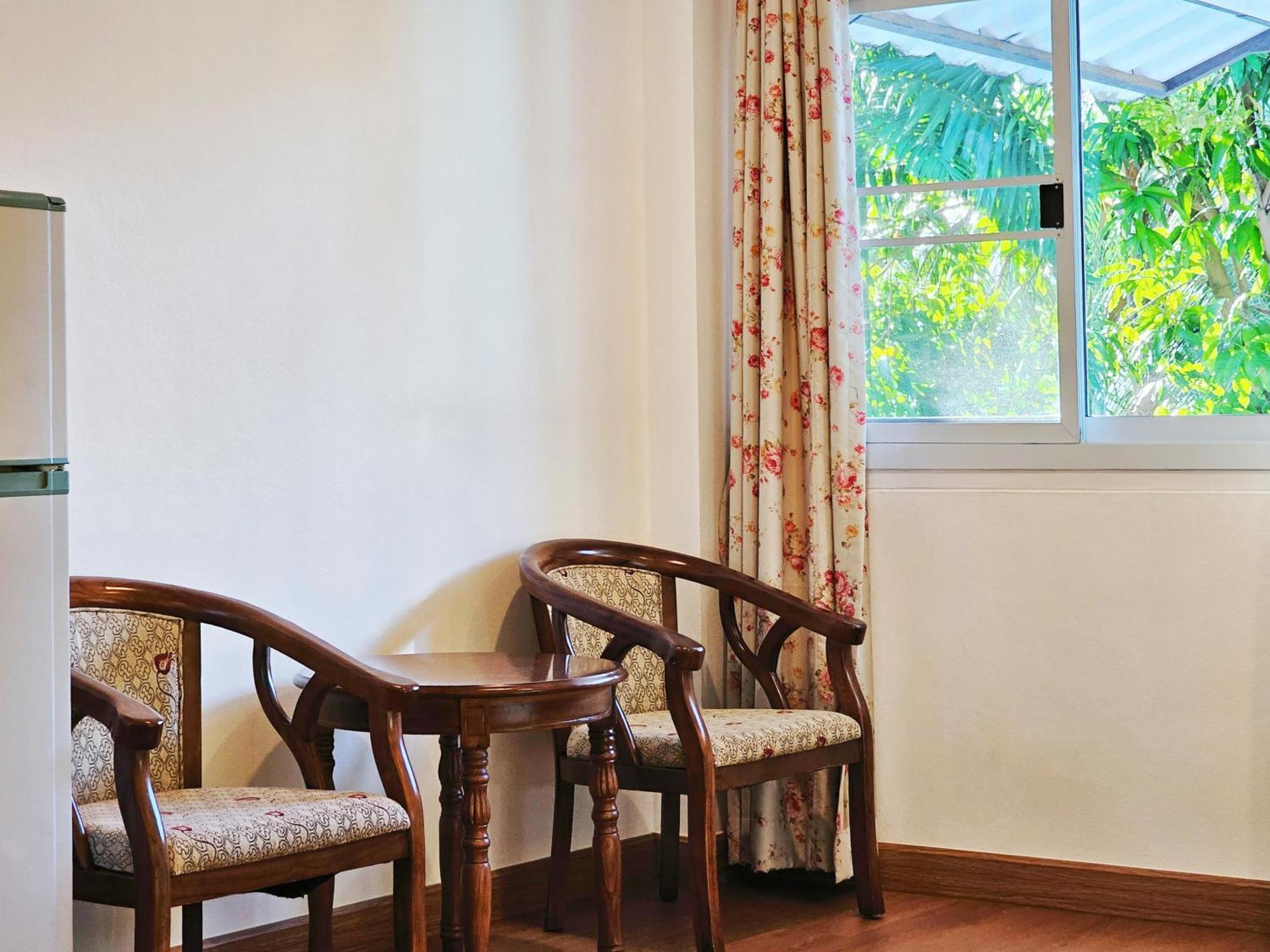 Phaithong Sotel Chalong