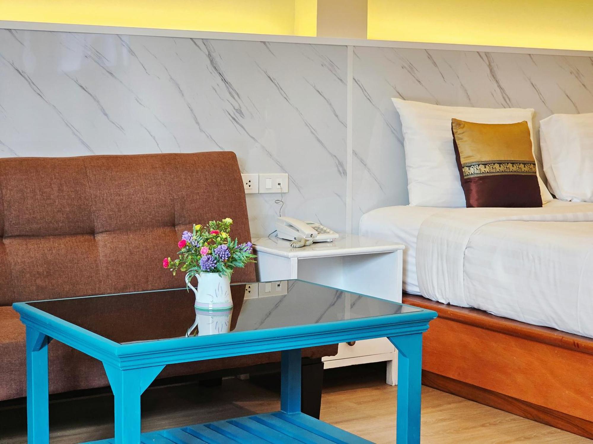 Phaithong Sotel 3* Chalong