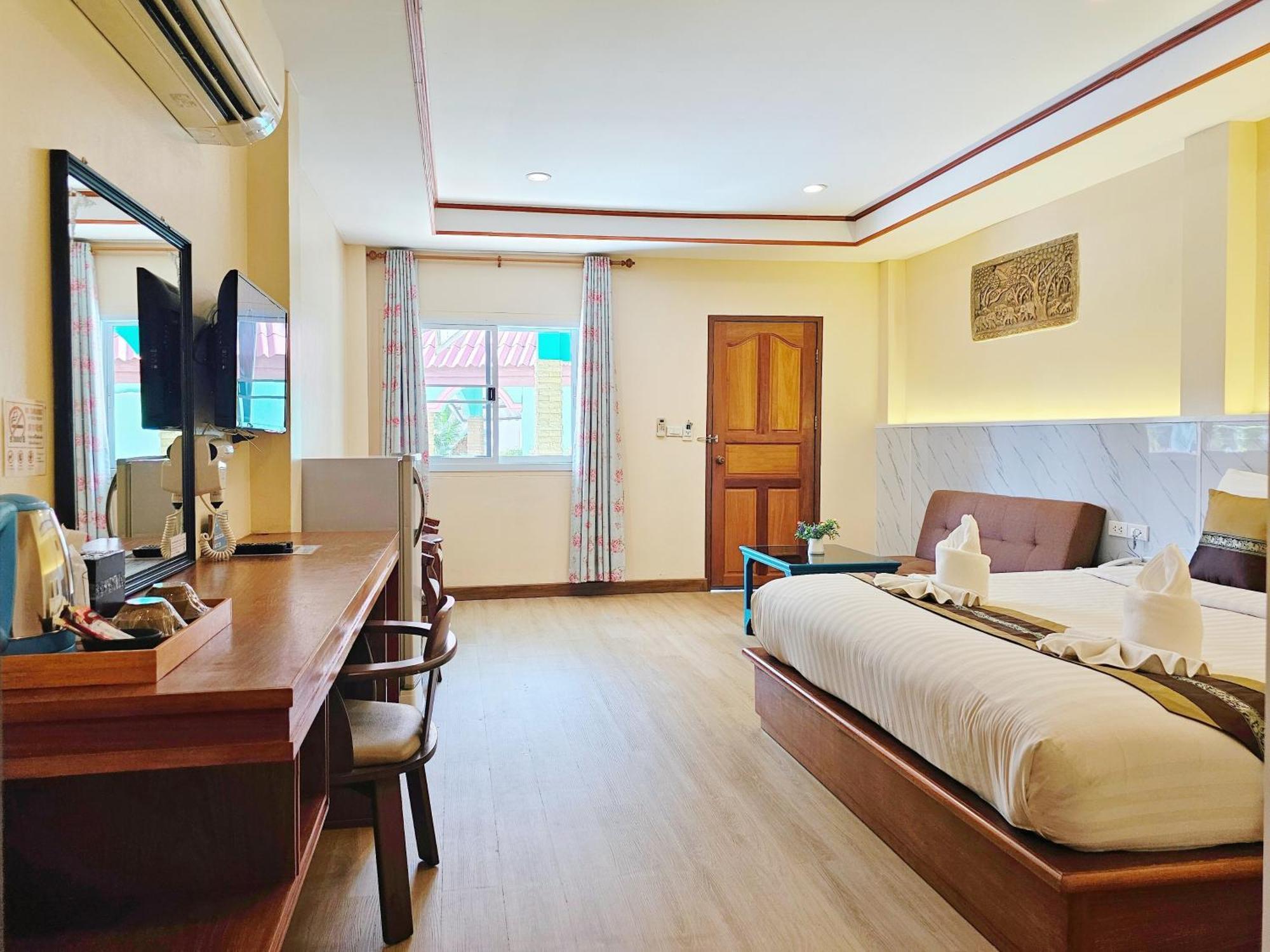 Hotel Phaithong Sotel