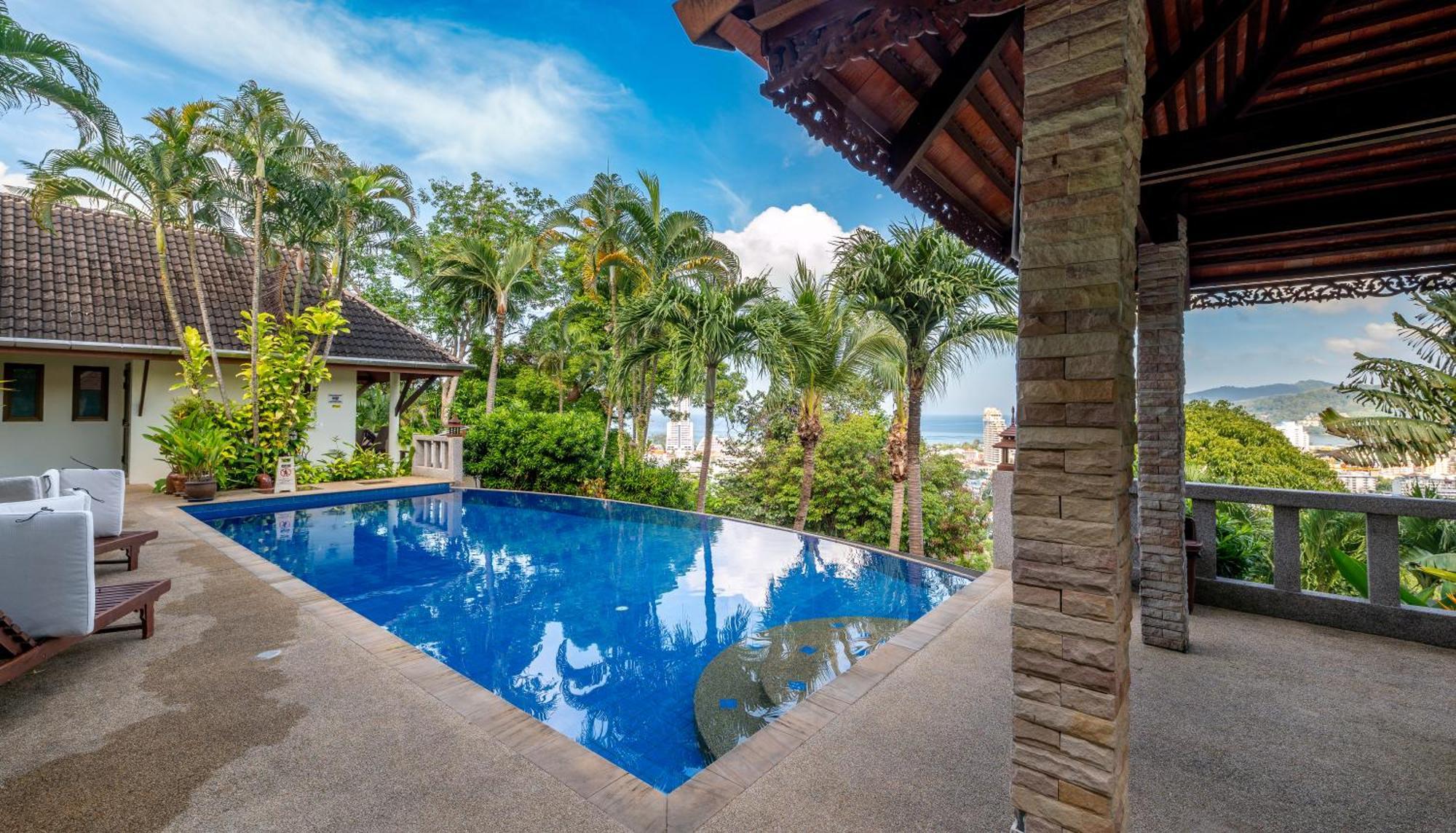 Pousada Baiyok Seaview And Edge Pool Patong
