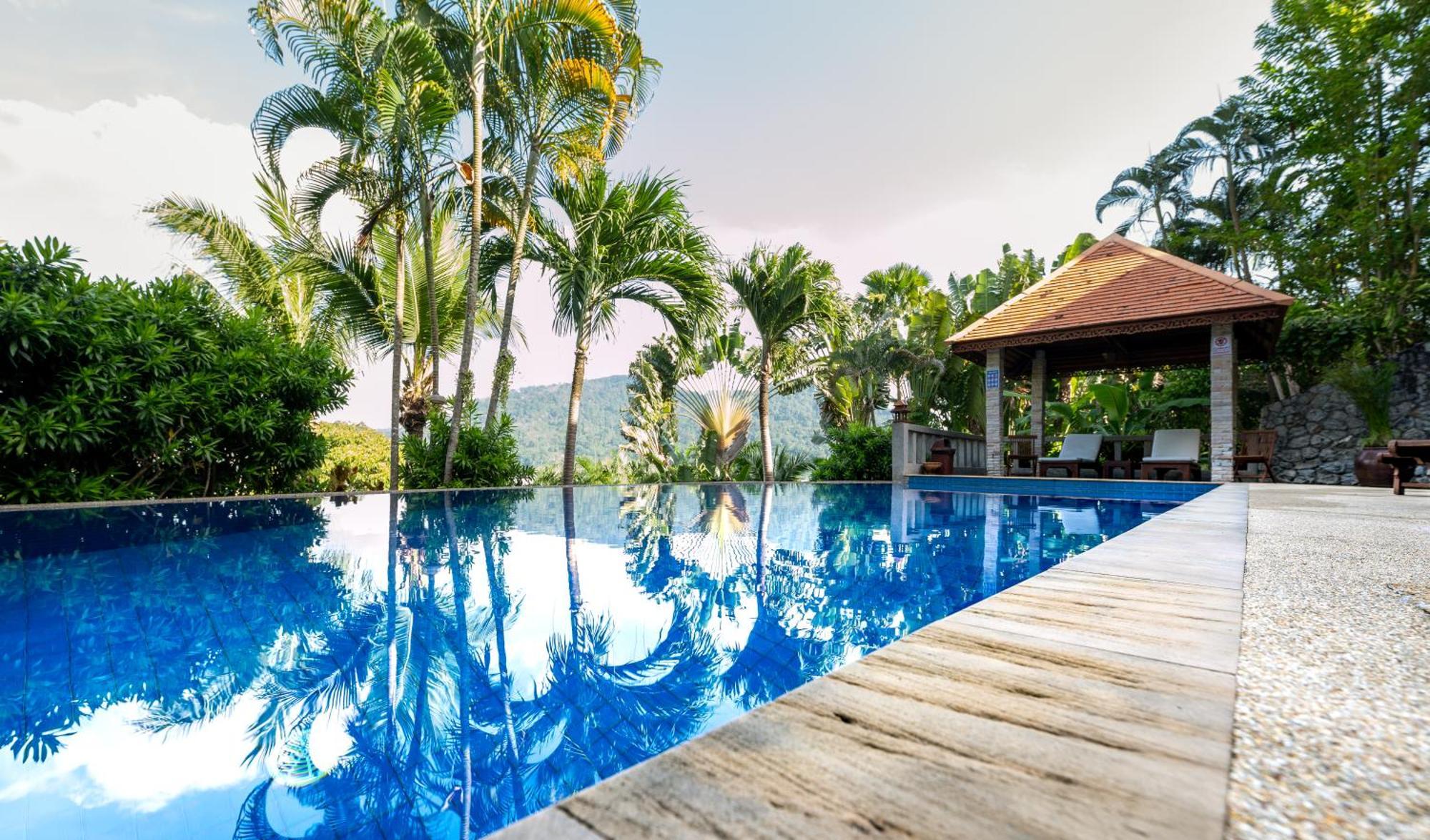 Baiyok Seaview And Edge Pool Patong