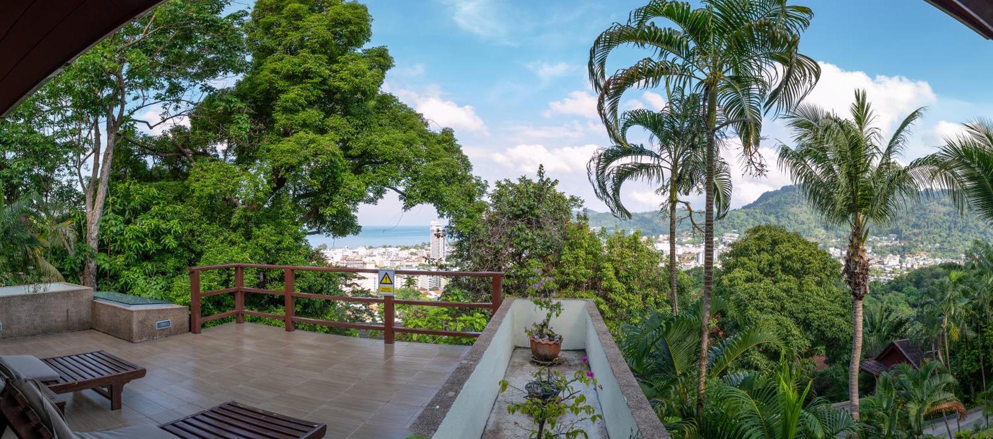 Baiyok Seaview And Edge Pool Pousada