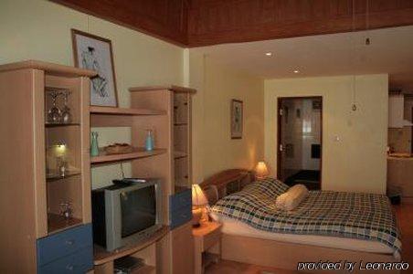 Aquarius Gay & Sauna Hotel
