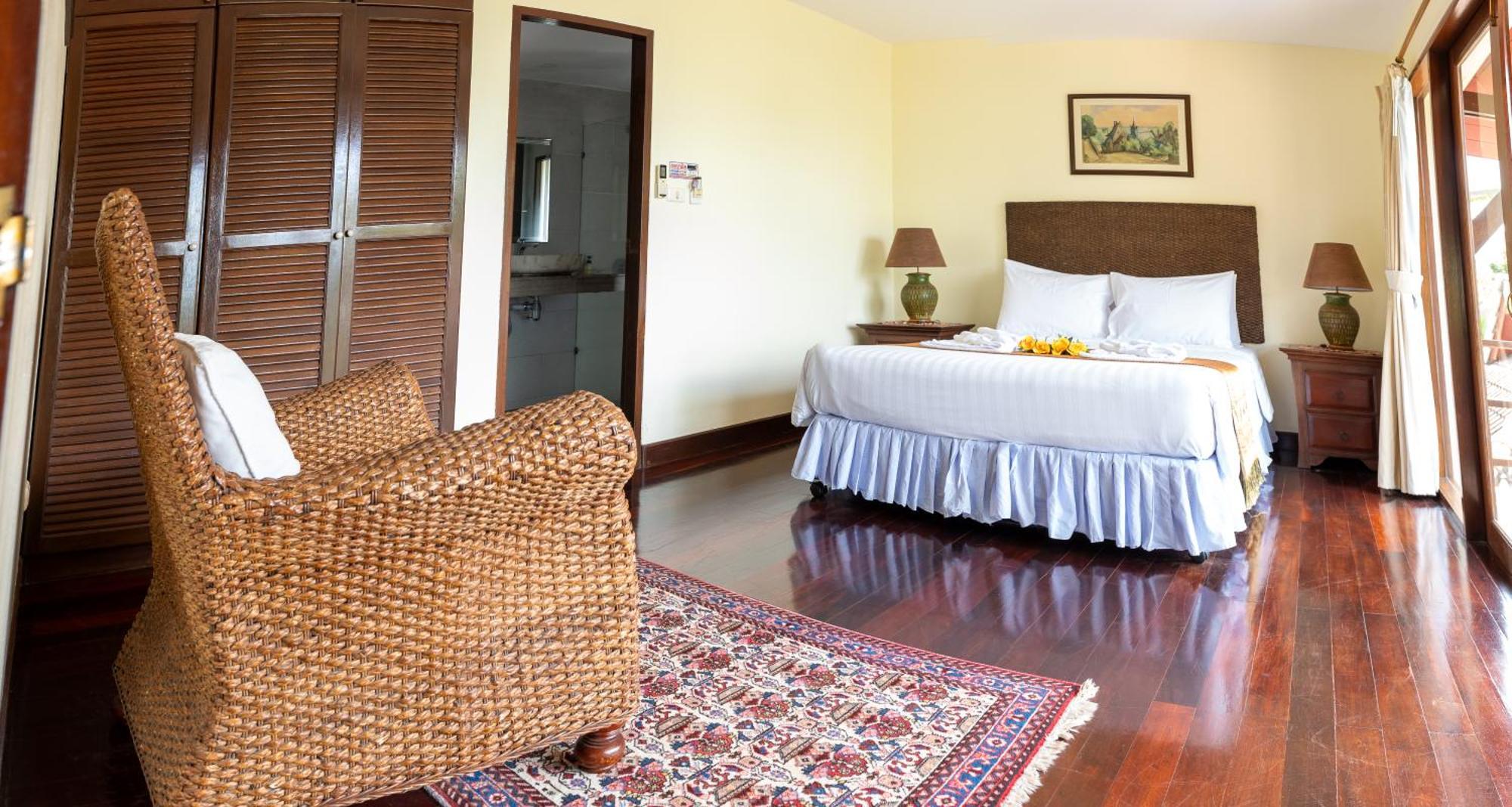 Pousada Baiyok Seaview And Edge Pool Patong