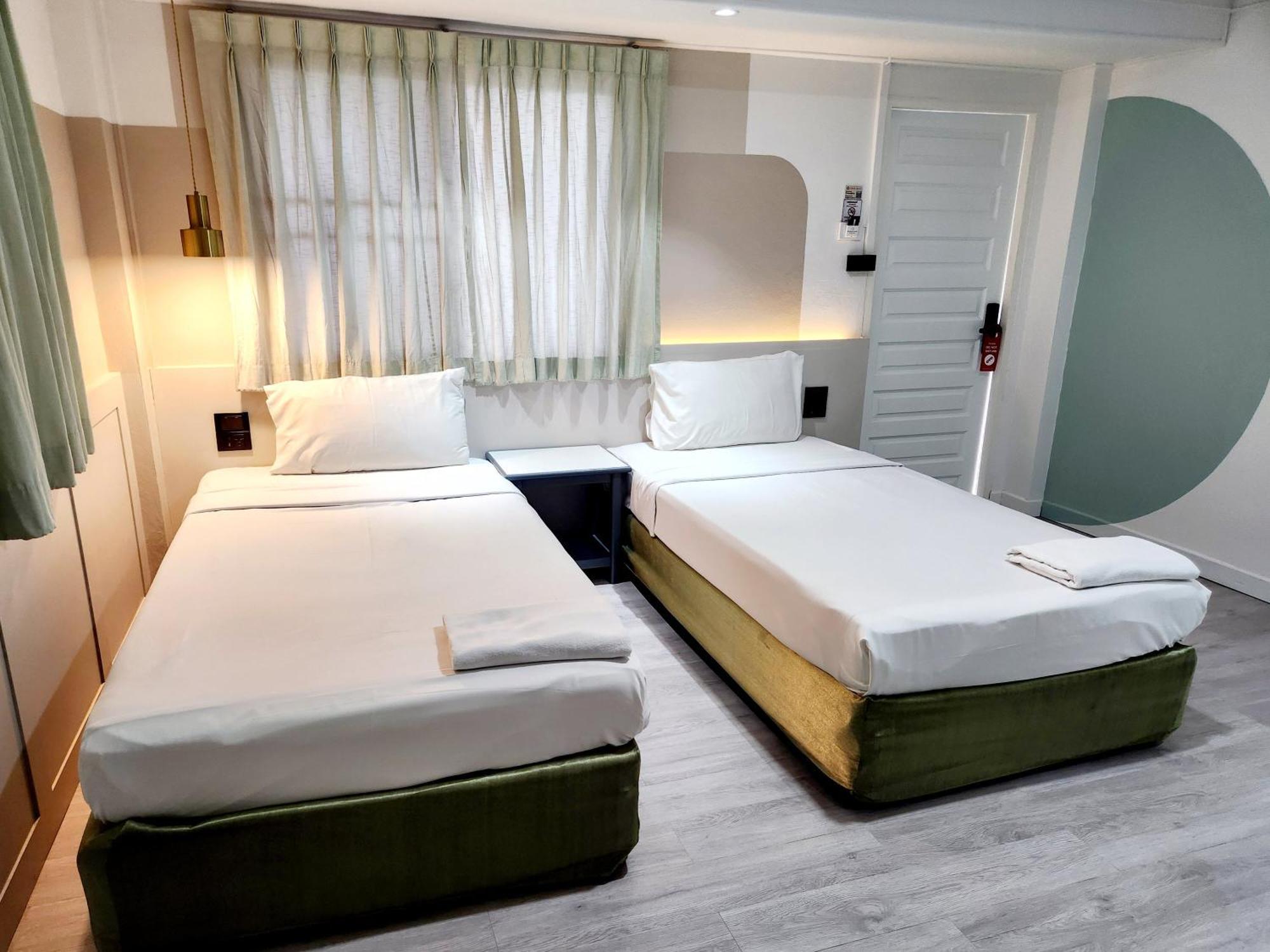 Seatel Phuket, Hotel