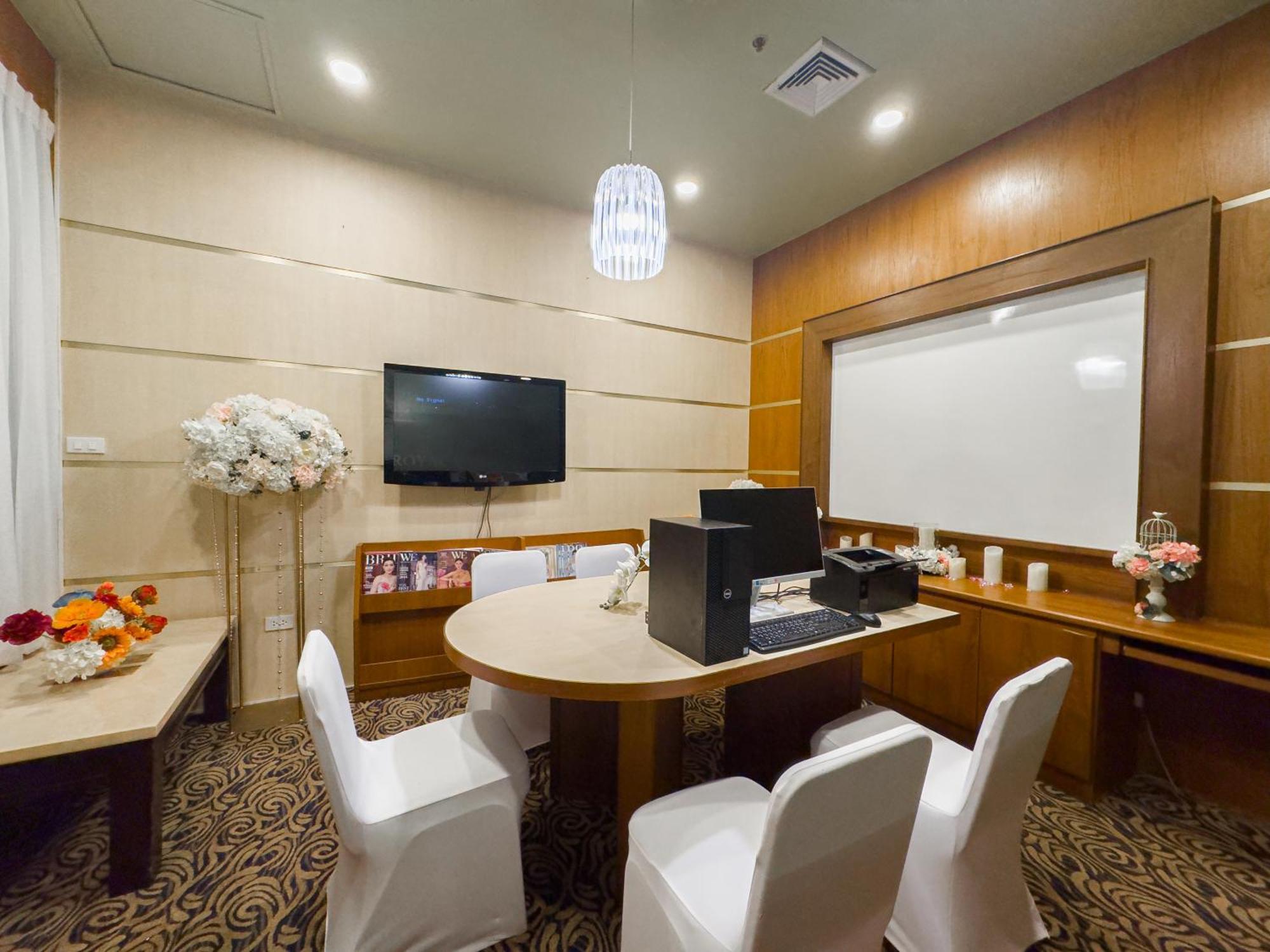 Royal Hotel 5*