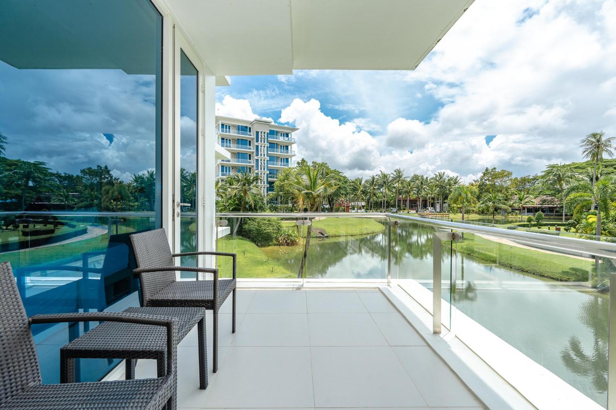 Splash Resort, Maikhao Phuket - Sha Extra