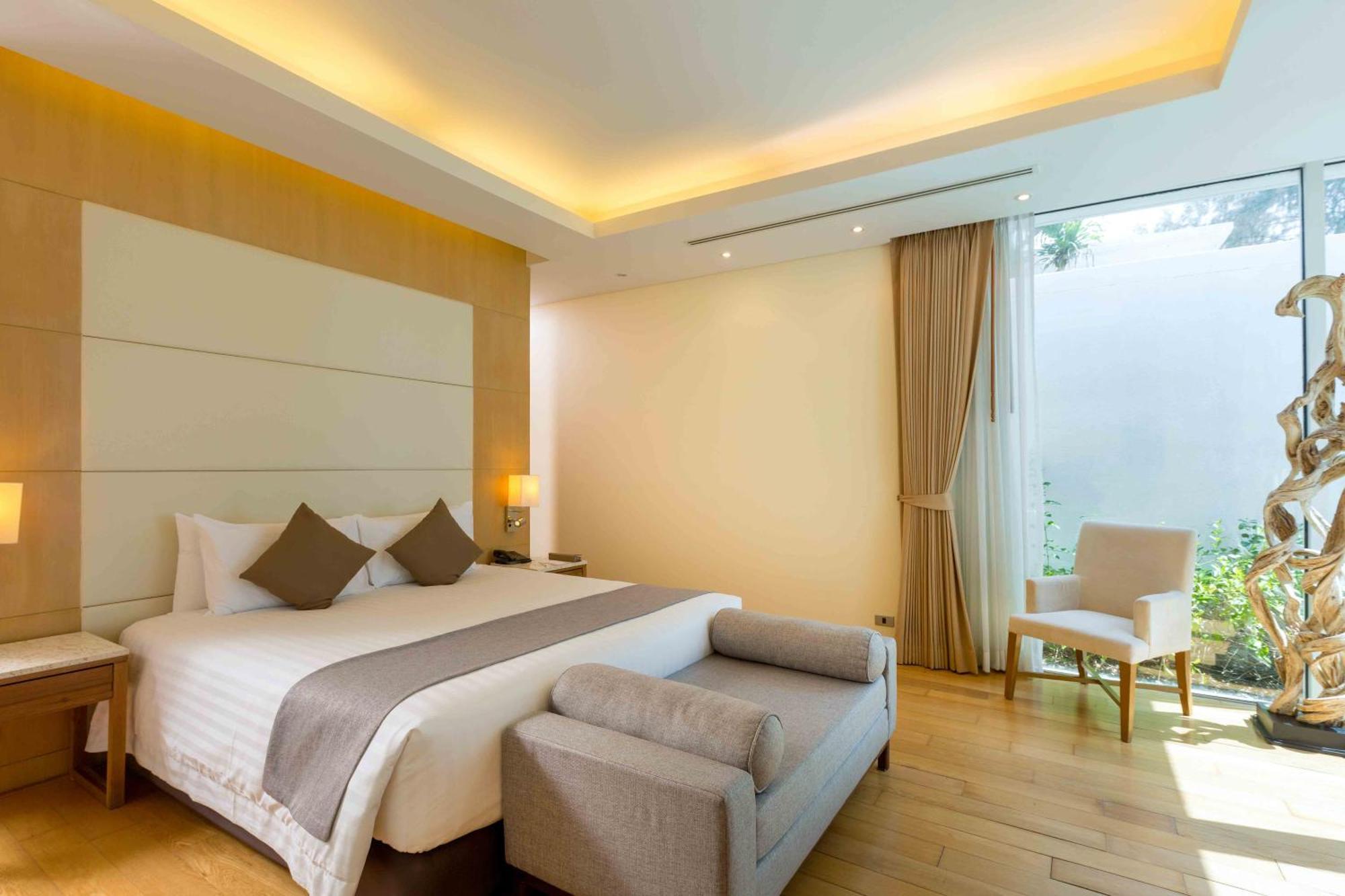 Splash Resort, Maikhao Phuket - Sha Extra