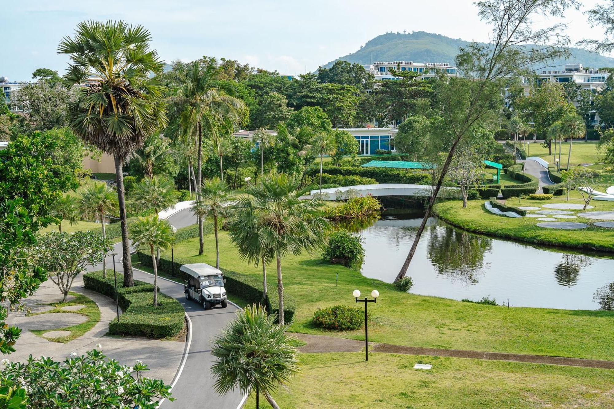Splash Resort, Maikhao Phuket - Sha Extra