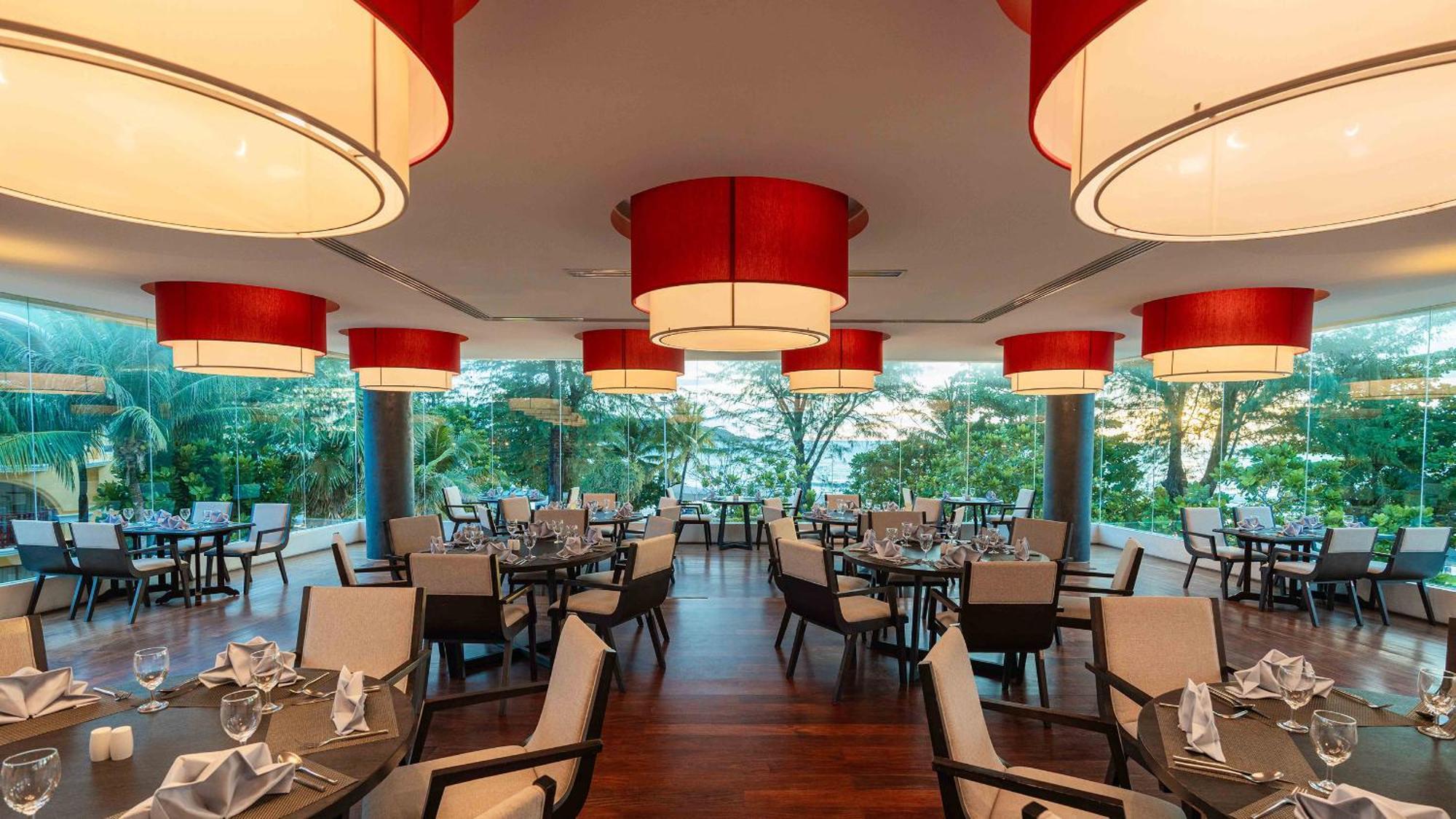 Resort Phuket Graceland And