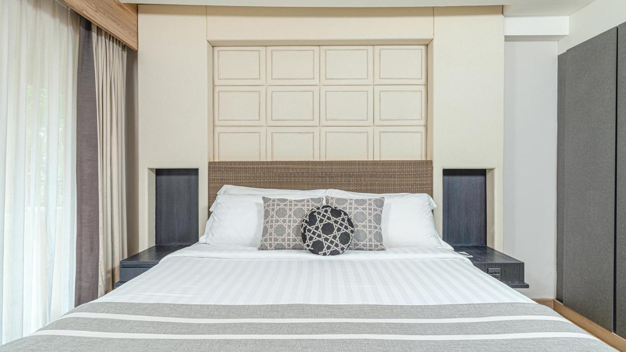 Resort Phuket Graceland And 5*
