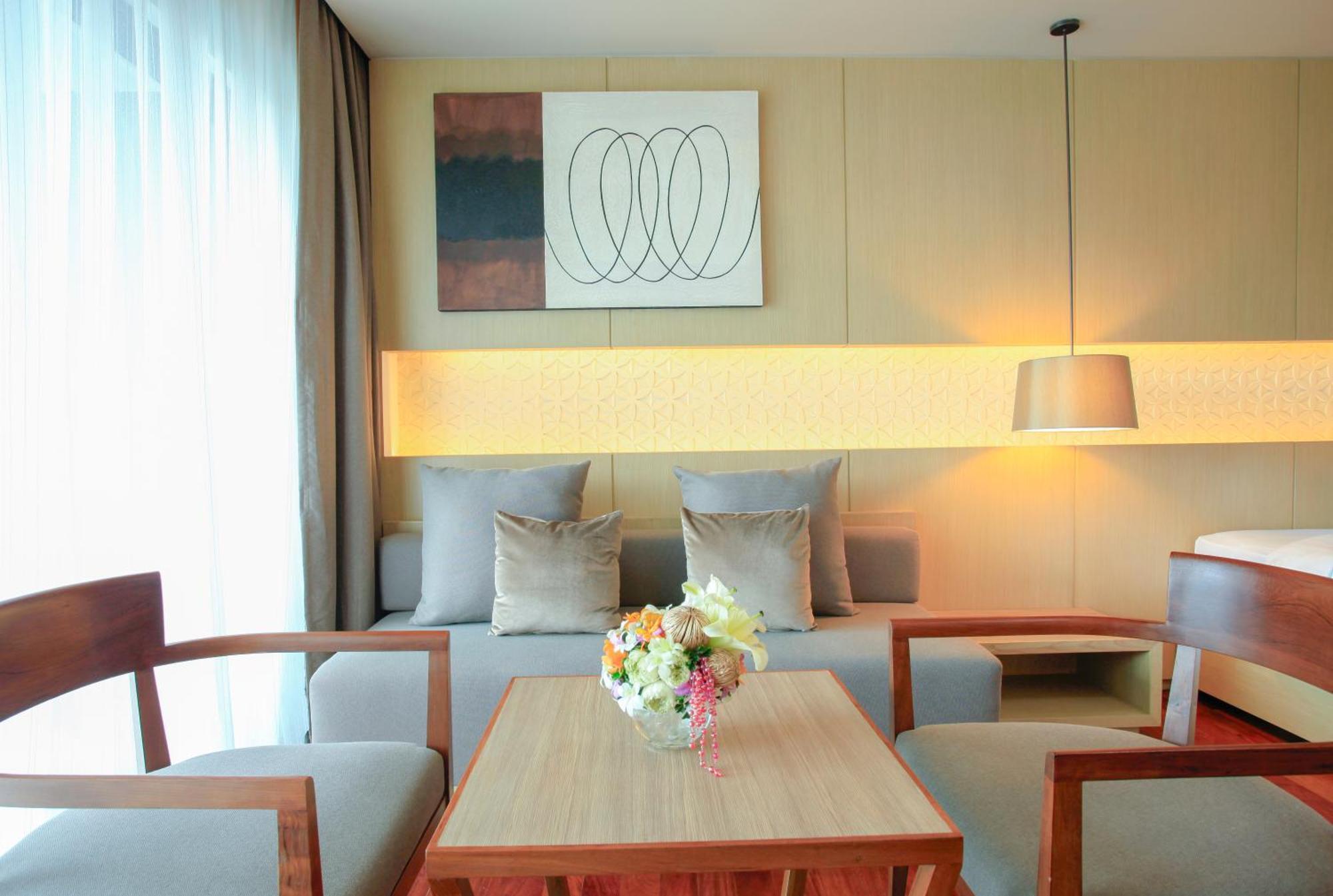 Resort Phuket Graceland And 5*