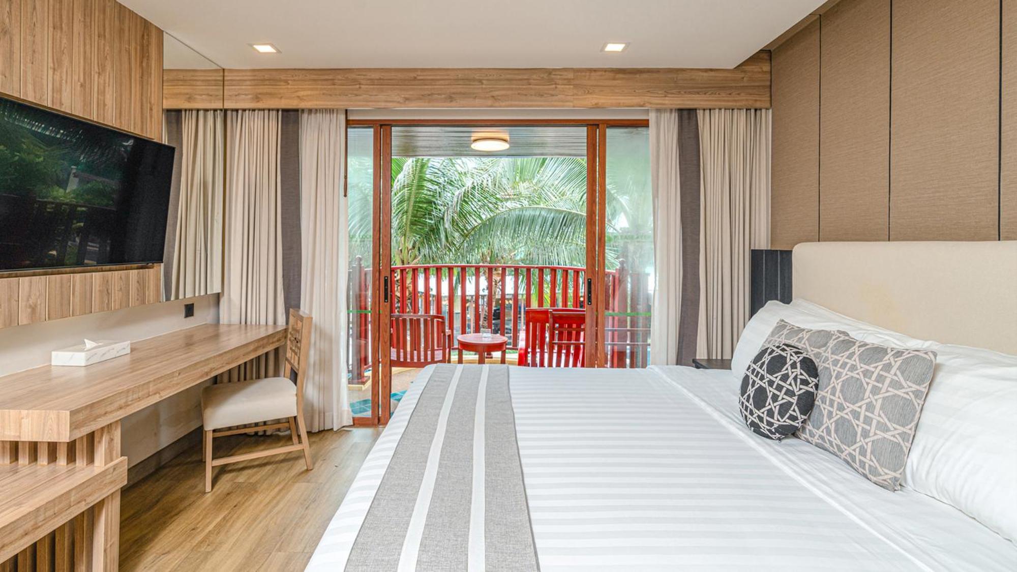 Resort Phuket Graceland And 5*