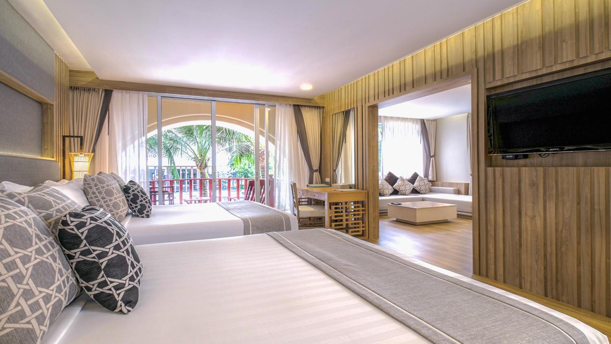 Phuket Graceland And