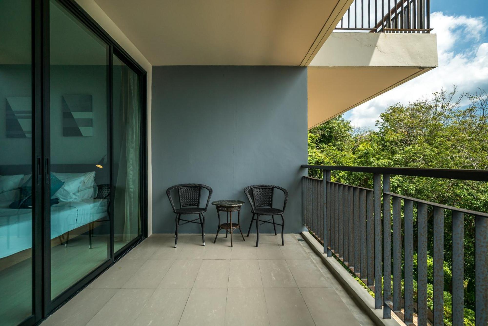 At The Bliss By Lofty Apartamento *