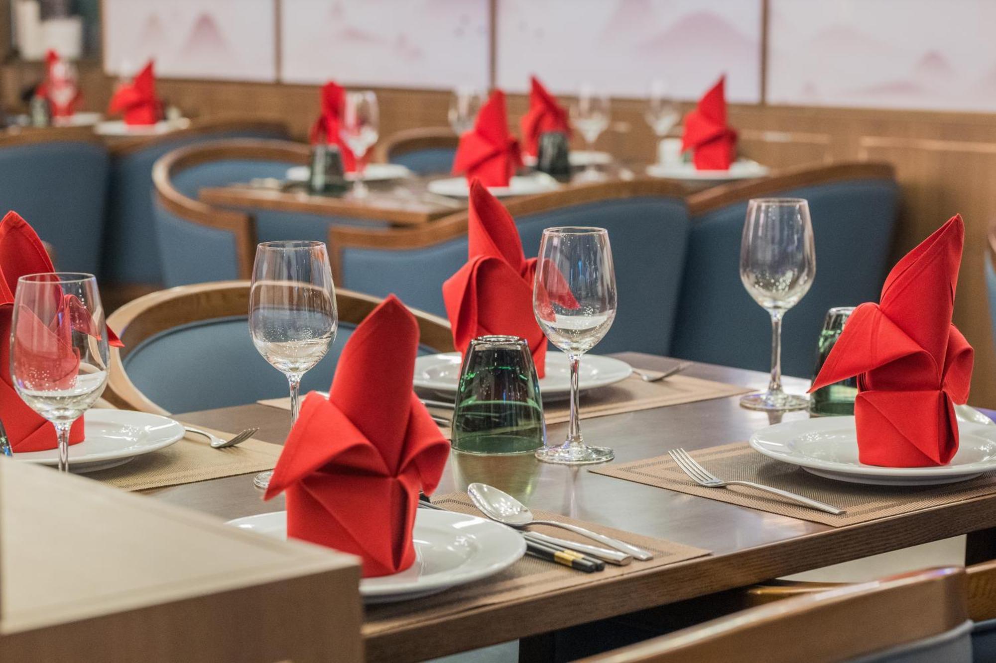 Hotel Clover Phuket - Sha 4*