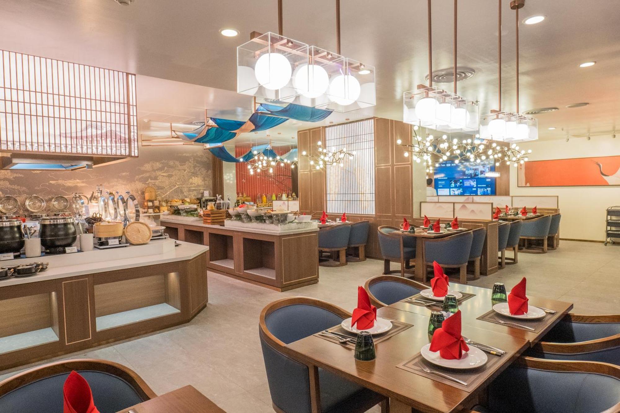 Clover Phuket - Sha Hotel
