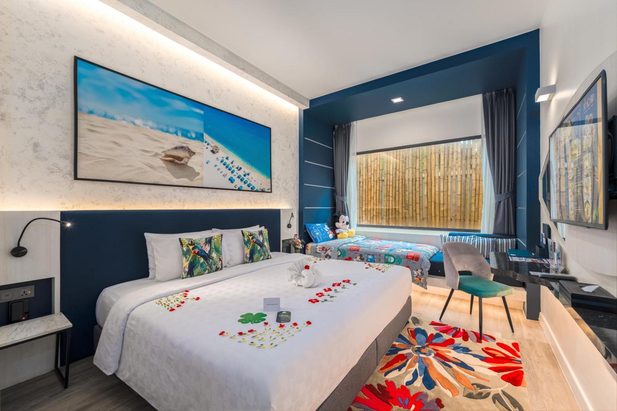 Clover Phuket - Sha Hotel