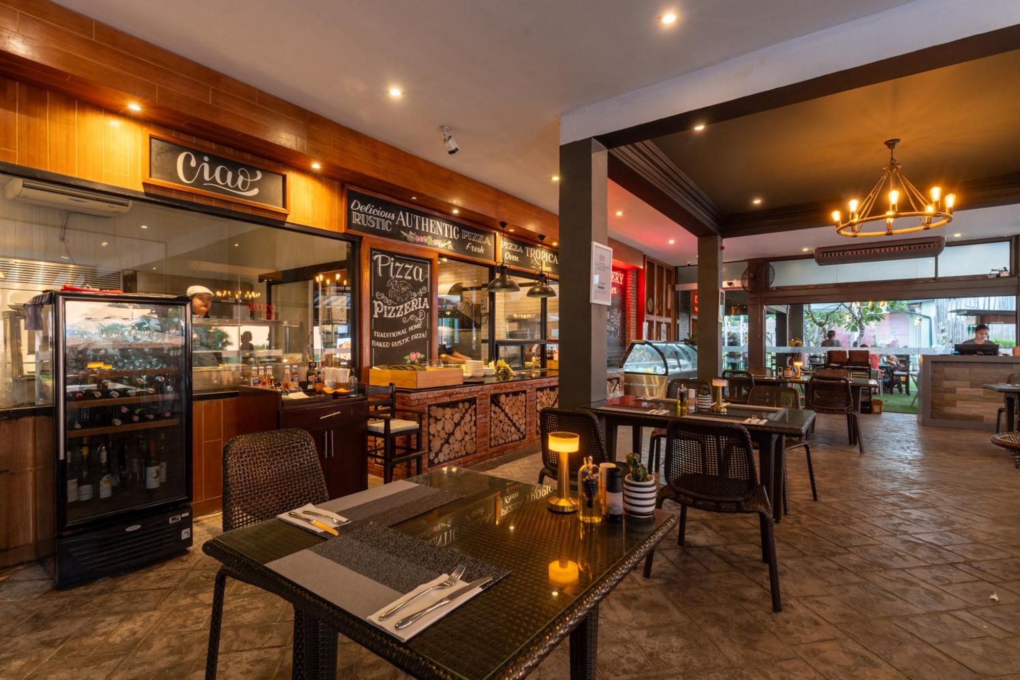 Hotel Thavorn Palm Phuket 5*