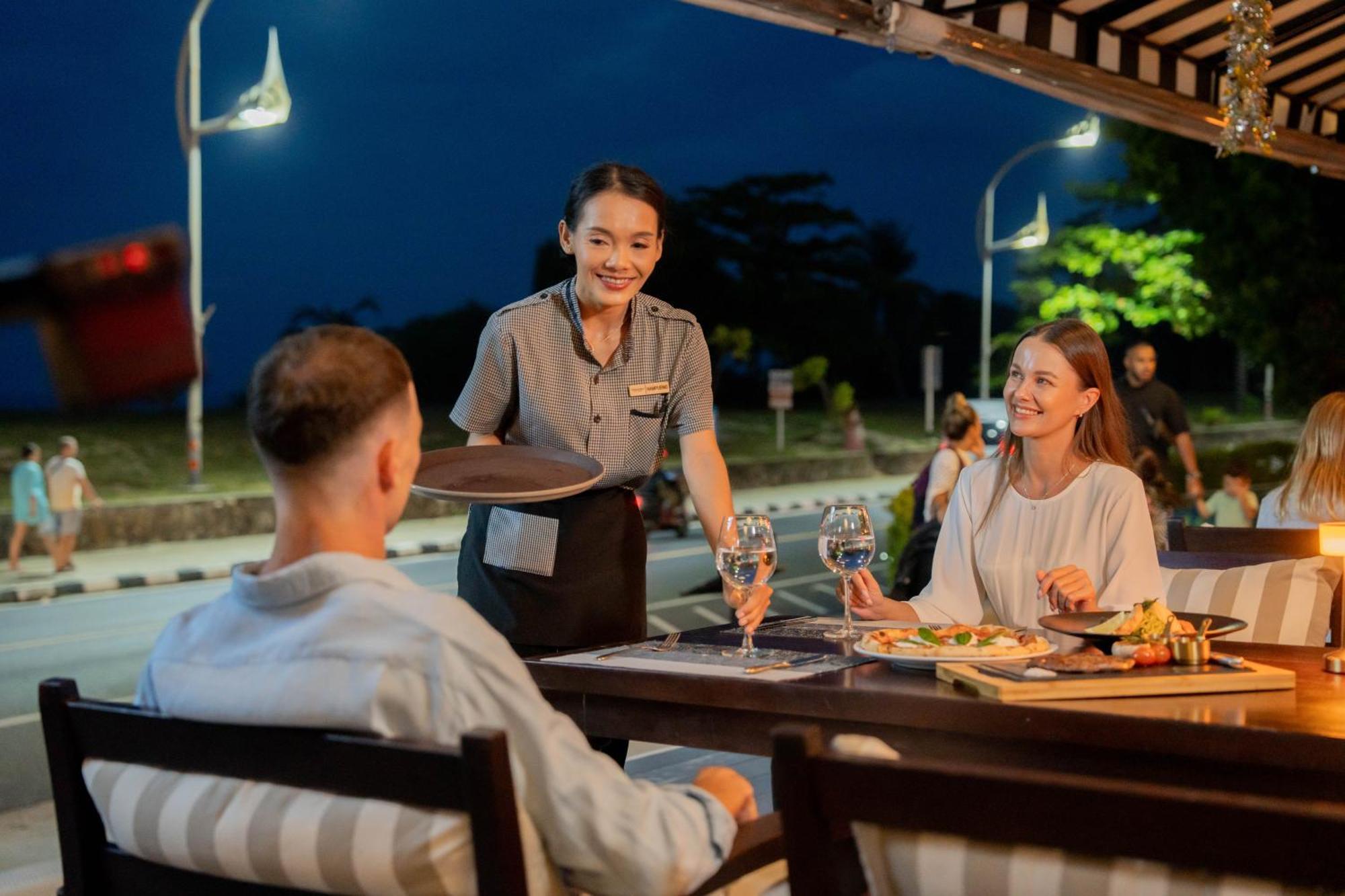Thavorn Palm Phuket 5*