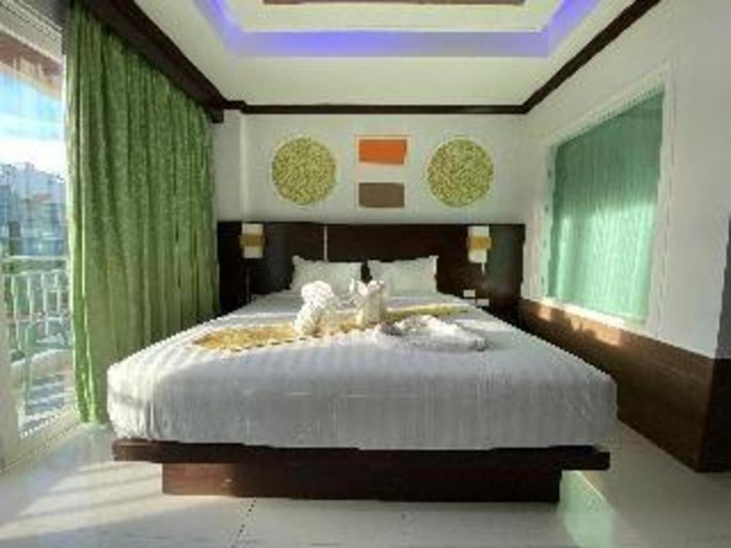 Azure Bangla Phuket Hotel Patong