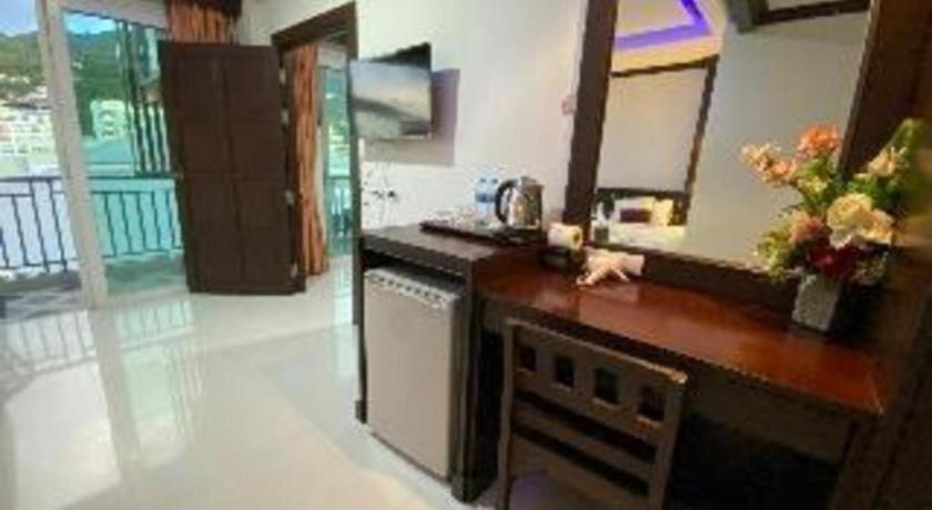 Hotel Azure Bangla Phuket
