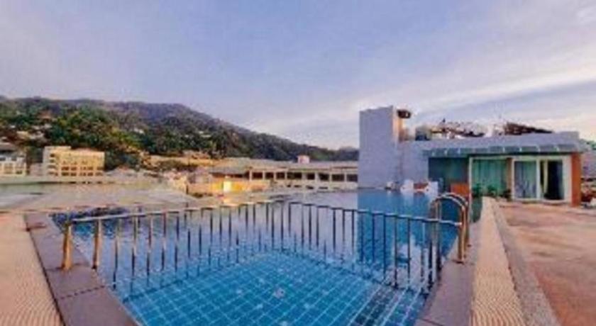 Hotel Azure Bangla Phuket 3*