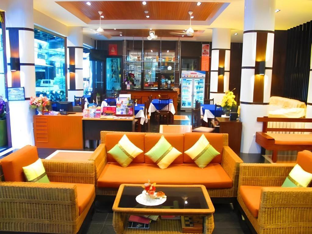 Azure Bangla Phuket 3*