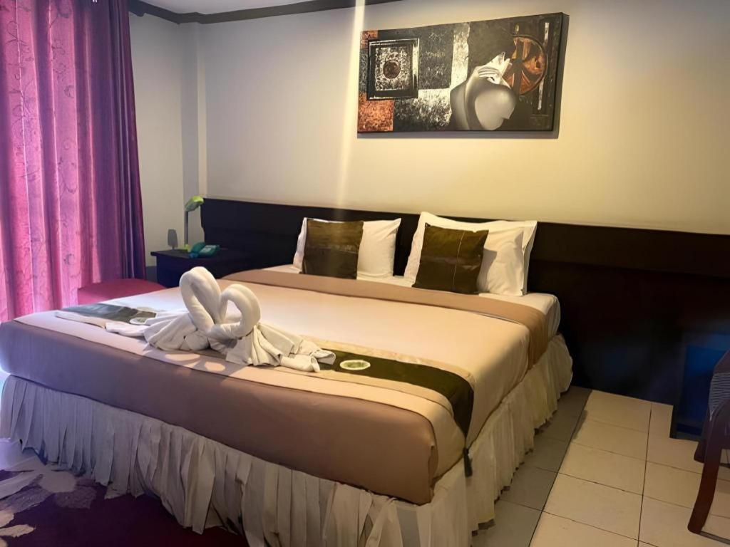 The 2* Patong