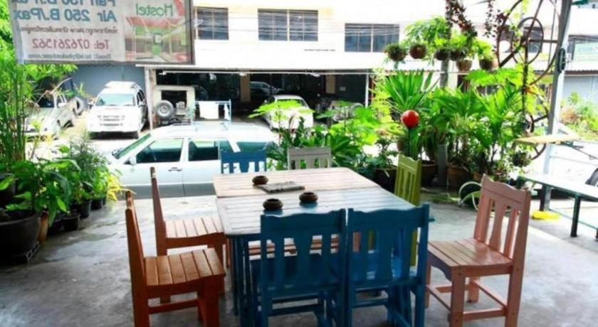 Oyo 586 I Hostel *