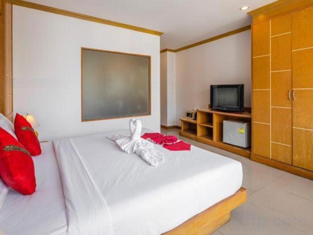 Azure Phuket Hotel