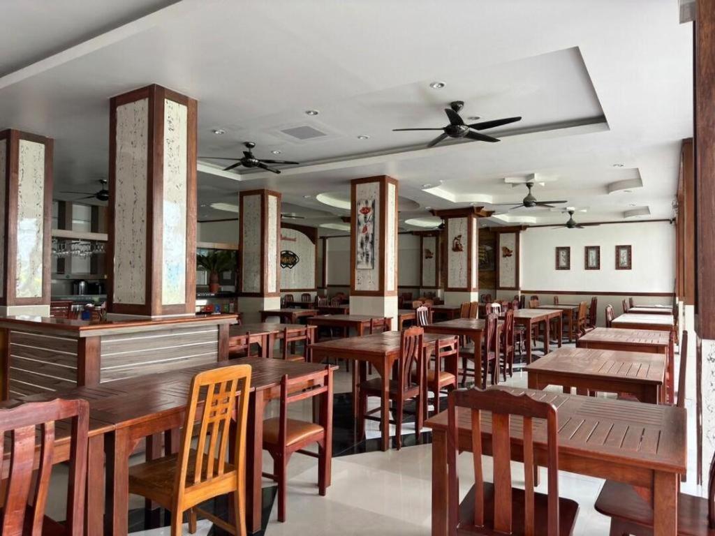 Hotel Azure Phuket Patong