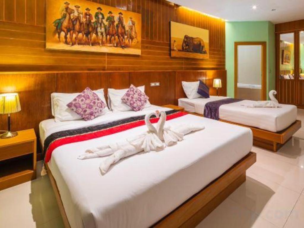 Azure Phuket 3*
