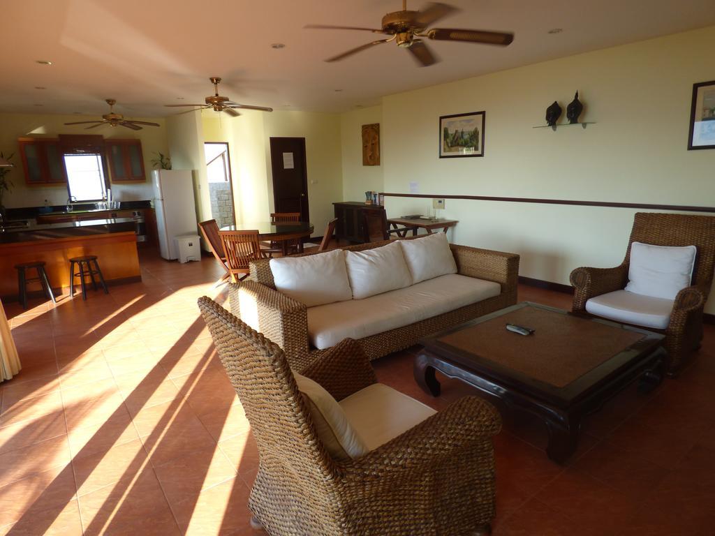 Baiyok Seaview And Edge Pool Pousada *
