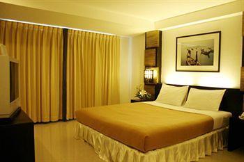 Crystal Hotel